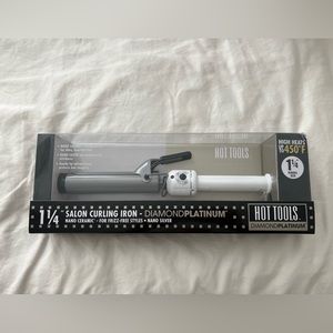 NWT Hot Tools 1.25 Curling Iron